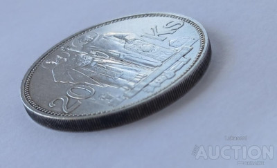 20_kron_1941_ridkij_variant_podvijnij_khrest_na_kaplici (3).jpg