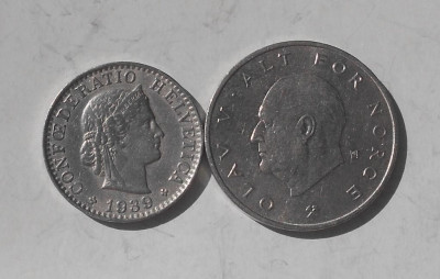 shvejcarija_20_rapen_1939_r_novegija_1_krona_1975_r.jpg