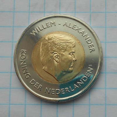kjurasao_1_gulden_2025_r_unc (1).jpg